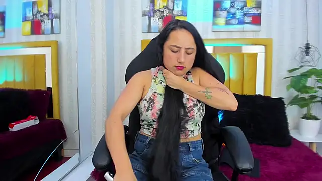 Samanta Fischer online show from December 5, 2025, 2:59 pm