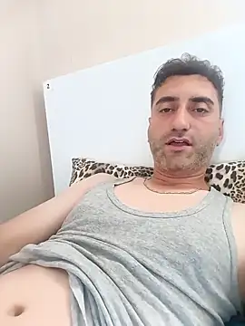 Snapshot of ahmetblk95 chatting on May 17, 2026, 11:10 am ahmetblk95 online show from May 17, 2026, 11:10 am