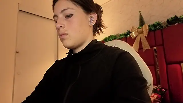 moon winy online show from January 9, 2026, 11:50 am