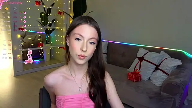 Yasmin Kass online show from January 7, 2026, 6:51 am