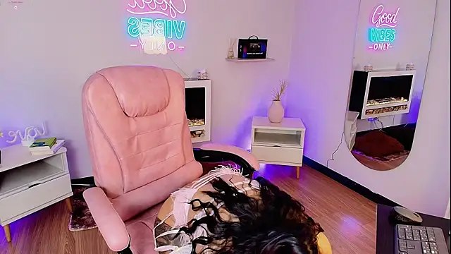 Snapshot of Miss_koko_ chatting on February 22, 2026, 3:09 am Miss koko online show from February 22, 2026, 3:09 am