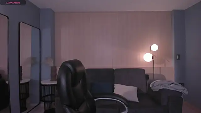 CelesteMoonX online show from May 19, 2026, 3:13 am