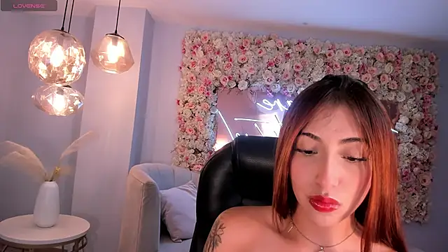 Snapshot of CelesteMoonX chatting on March 20, 2026, 1:39 am CelesteMoonX online show from March 20, 2026, 1:39 am