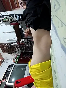 Snapshot of Tred322david chatting on December 5, 2025, 3:21 pm Tred322david online show from December 5, 2025, 3:21 pm