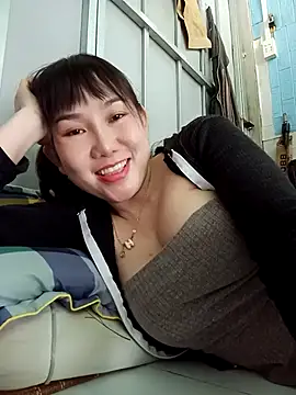 Ana-love2025 online show from October 29, 2025, 2:32 am