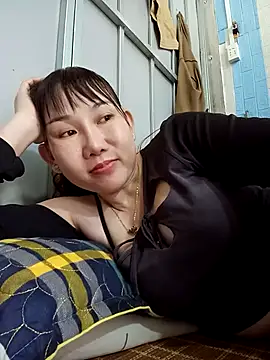 Ana-love2025 online show from November 5, 2025, 1:09 am