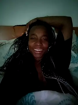 Snapshot of Britany_2-7 chatting on October 19, 2025, 1:08 am Britany 2-7 online show from October 19, 2025, 1:08 am