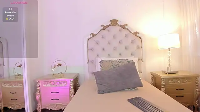 jessi lopez45 online show from March 23, 2026, 7:25 pm