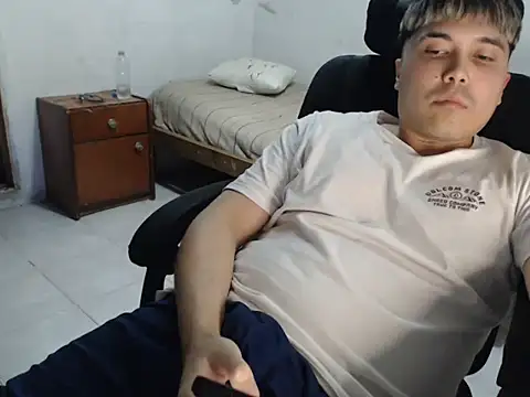 CuteAlexBoy online show from May 15, 2026, 11:36 pm