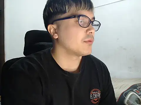 CuteAlexBoy online show from May 8, 2026, 10:13 pm