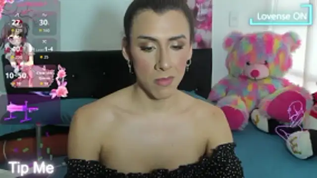 Snapshot of Ariadnne16 chatting on October 21, 2025, 9:14 pm Ariadnne16 online show from October 21, 2025, 9:14 pm