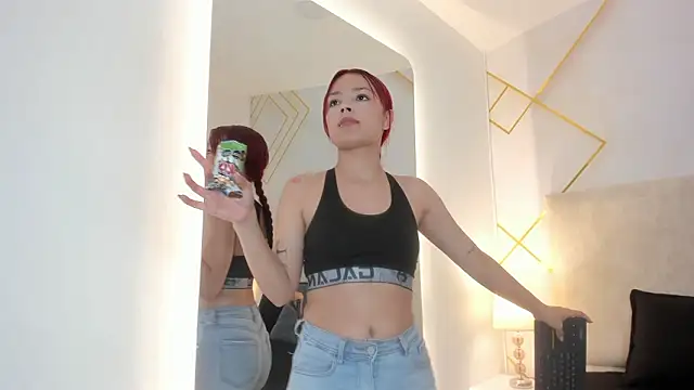 Snapshot of Martinaa_Garcia chatting on February 22, 2026, 7:26 pm Martinaa Garcia online show from February 22, 2026, 7:26 pm