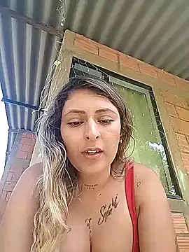 Snapshot of catalella16 chatting on December 18, 2025, 2:54 pm catalella16 online show from December 18, 2025, 2:54 pm