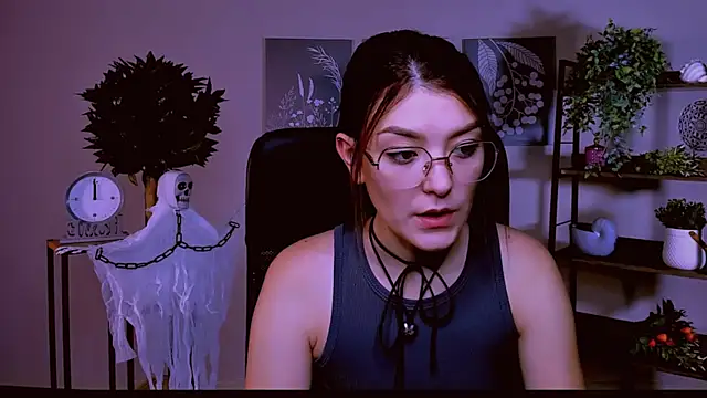 Snapshot of AnaSteisher chatting on October 21, 2025, 1:32 pm AnaSteisher online show from October 21, 2025, 1:32 pm