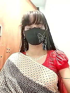 Snapshot of Ratri-Biswas chatting on January 13, 2026, 8:40 am Ratri-Biswas online show from January 13, 2026, 8:40 am