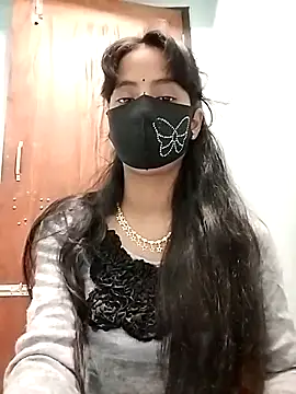 Snapshot of Ratri-Biswas chatting on January 9, 2026, 1:18 pm Ratri-Biswas online show from January 9, 2026, 1:18 pm