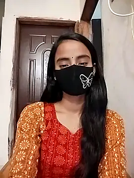 Snapshot of Ratri-Biswas chatting on December 2, 2025, 7:21 am Ratri-Biswas online show from December 2, 2025, 7:21 am