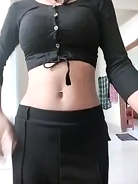 Snapshot of Ratri-Biswas chatting on November 10, 2025, 6:40 am Ratri-Biswas online show from November 10, 2025, 6:40 am