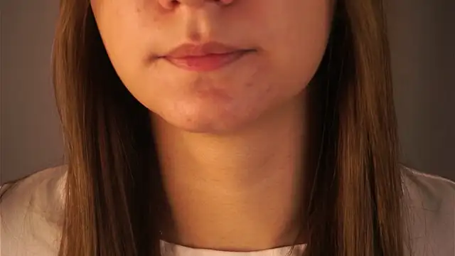 BrynnHolverson online show from October 18, 2025, 4:42 pm