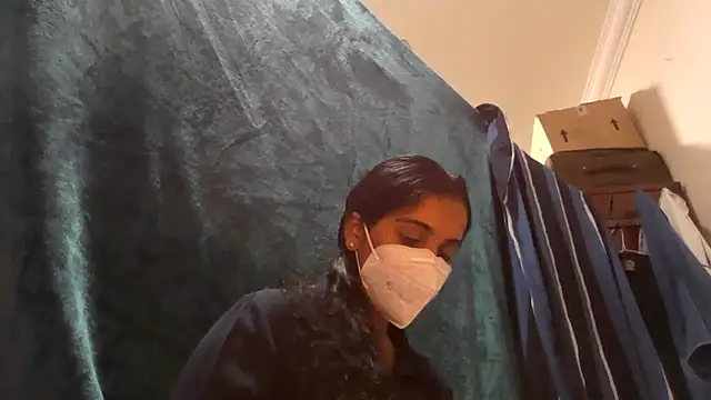 Snapshot of shainiasha1 chatting on June 10, 2026, 5:03 pm shainiasha1 online show from June 10, 2026, 5:03 pm