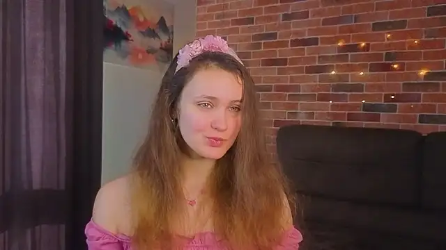 Snapshot of FoxFever chatting on March 14, 2026, 5:13 am FoxFever online show from March 14, 2026, 5:13 am