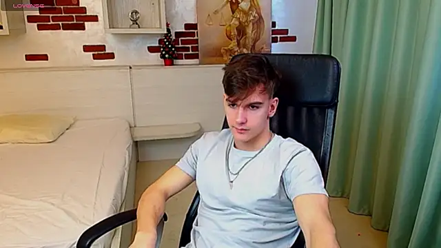 Snapshot of BradyFlint chatting on February 3, 2026, 6:40 am BradyFlint online show from February 3, 2026, 6:40 am