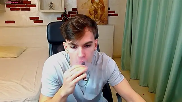 Snapshot of BradyFlint chatting on February 3, 2026, 5:27 am BradyFlint online show from February 3, 2026, 5:27 am