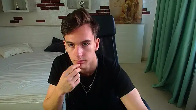 BradyFlint online show from November 3, 2025, 7:35 am