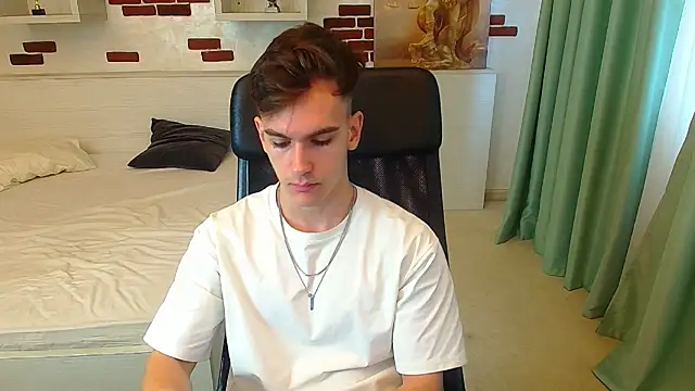 BradyFlint online show from November 9, 2025, 10:08 am