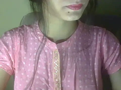 Snapshot of Shezi_N chatting on May 27, 2026, 4:03 pm Shezi N online show from May 27, 2026, 4:03 pm