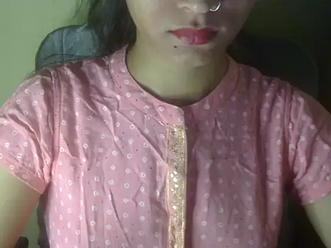 Snapshot of Shezi_N chatting on May 13, 2026, 1:51 pm Shezi N online show from May 13, 2026, 1:51 pm