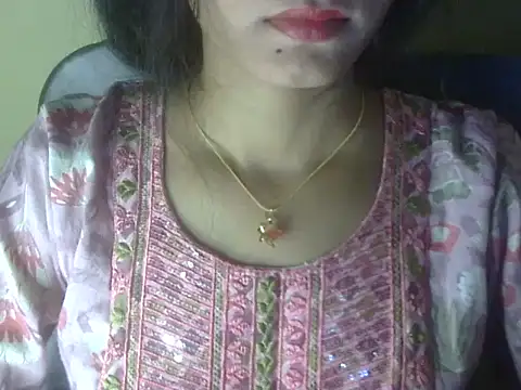 Snapshot of Shezi_N chatting on April 29, 2026, 3:16 pm Shezi N online show from April 29, 2026, 3:16 pm