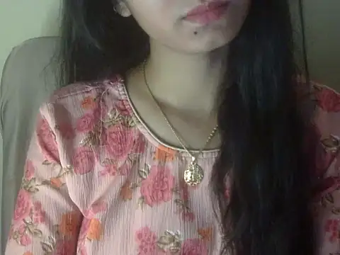 Snapshot of Shezi_N chatting on May 24, 2026, 12:49 pm Shezi N online show from May 24, 2026, 12:49 pm