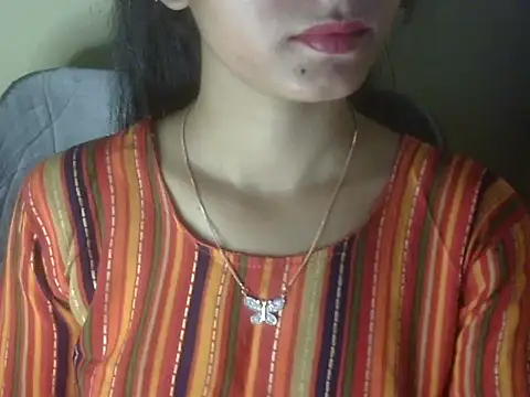 Snapshot of Shezi_N chatting on May 12, 2026, 1:17 pm Shezi N online show from May 12, 2026, 1:17 pm