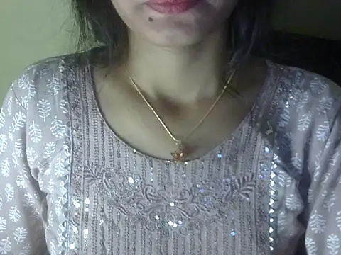 Snapshot of Shezi_N chatting on May 20, 2026, 4:26 pm Shezi N online show from May 20, 2026, 4:26 pm