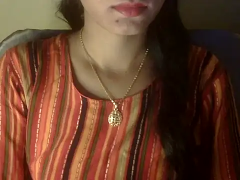 Snapshot of Shezi_N chatting on April 30, 2026, 1:18 pm Shezi N online show from April 30, 2026, 1:18 pm