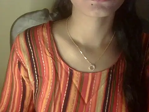 Snapshot of Shezi_N chatting on April 22, 2026, 1:07 pm Shezi N online show from April 22, 2026, 1:07 pm