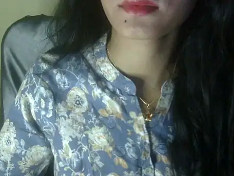 Snapshot of Shezi_N chatting on May 2, 2026, 2:55 pm Shezi N online show from May 2, 2026, 2:55 pm
