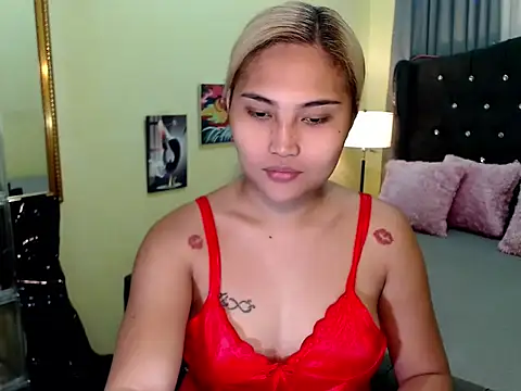 Sammyloove online show from May 28, 2026, 1:17 pm