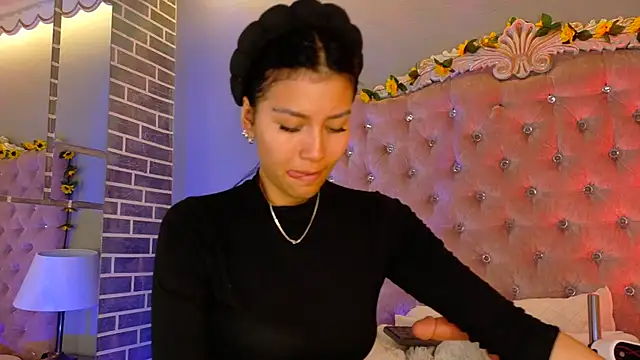 Snapshot of TanyaBello chatting on May 19, 2026, 4:41 am TanyaBello online show from May 19, 2026, 4:41 am