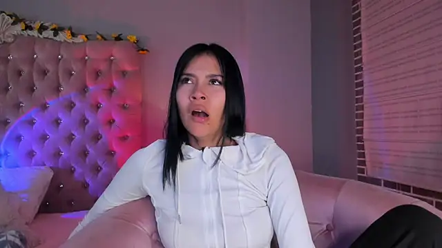Snapshot of TanyaBello chatting on May 8, 2026, 4:27 am TanyaBello online show from May 8, 2026, 4:27 am
