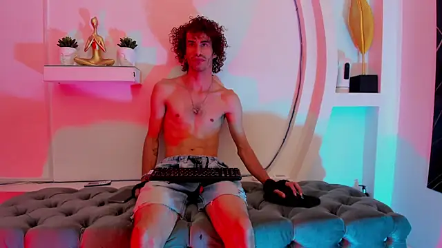 Snapshot of elias_sn0w chatting on November 22, 2025, 9:13 pm elias sn0w online show from November 22, 2025, 9:13 pm