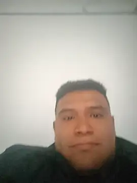 Javier0211 online show from July 12, 2026, 10:10 pm