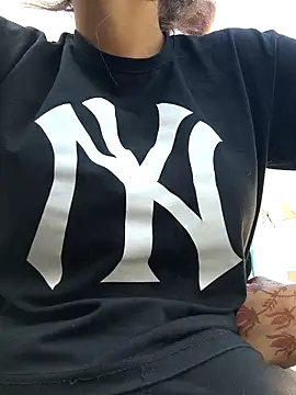 Snapshot of anaya00 chatting on October 25, 2025, 4:22 am anaya00 online show from October 25, 2025, 4:22 am