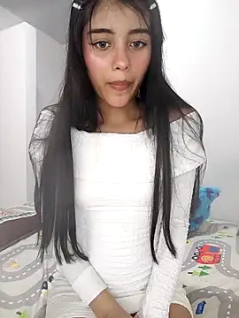 Snapshot of Isa_Dolly chatting on October 30, 2025, 9:55 pm Isa Dolly online show from October 30, 2025, 9:55 pm