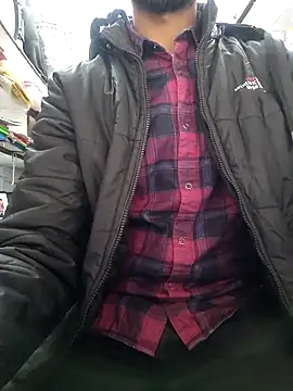 Snapshot of princejmp1973 chatting on December 16, 2025, 9:13 am princejmp1973 online show from December 16, 2025, 9:13 am