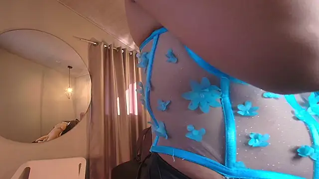 ivy bonnie online show from November 29, 2025, 11:54 am