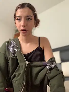 MiaaCute- online show from February 26, 2026, 9:15 pm