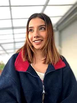 MiaaCute- online show from October 21, 2025, 9:03 pm