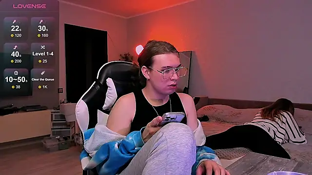Snapshot of lina_nik chatting on October 18, 2025, 8:11 pm lina nik online show from October 18, 2025, 8:11 pm